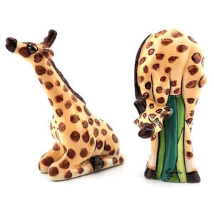 Blue Sky Clayworks Giraffe Salt & Pepper Shakers – Lynda Corneille Designer